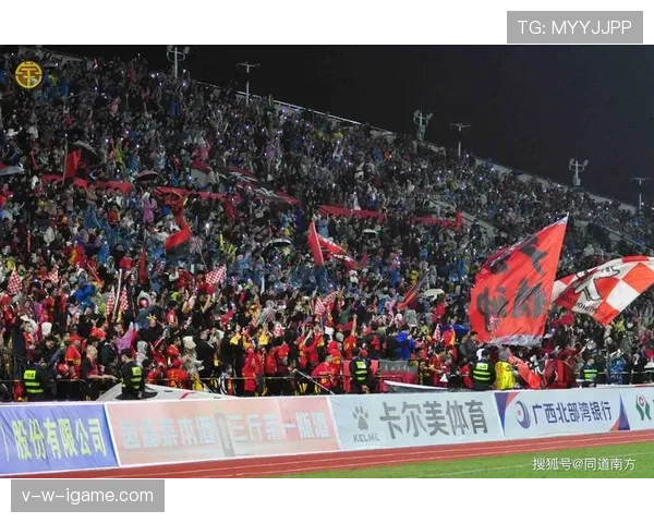 中超冠军争夺战一触即发，各队实力升级引球迷热盼