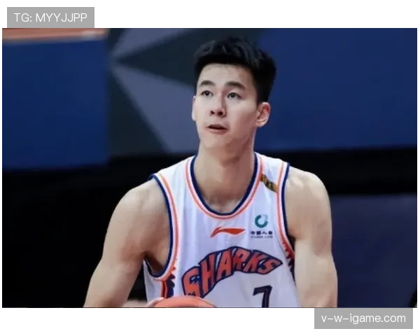 郭昊文这个名字一出现，我就想问，平时到底有多节俭才能赛场上这么放肆？