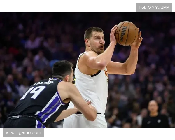 约基奇关键挡拆拉开进攻空间 提升掘金整体得分效率